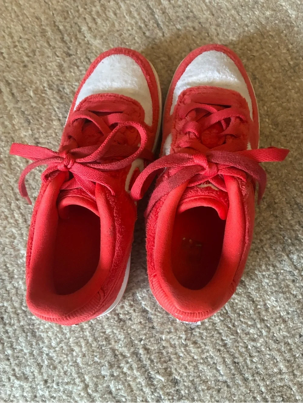 Nike Air Force 1 Low Valentine's Day Fleece 2024 Kids Size 4Y